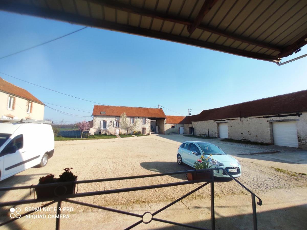 Chambre D'Hotes Le Domaine Des Hirondelles Champcenest Εξωτερικό φωτογραφία