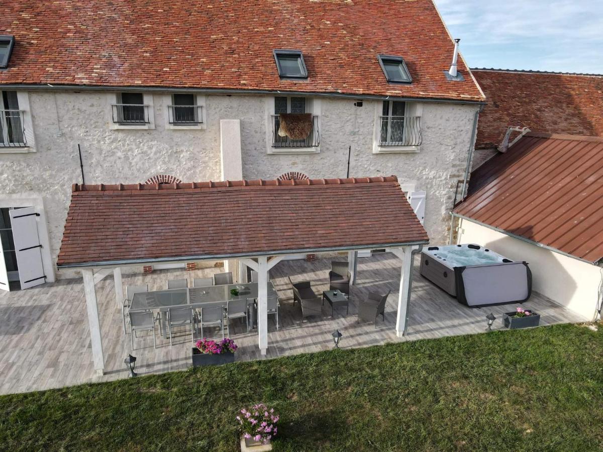 Chambre D'Hotes Le Domaine Des Hirondelles Champcenest Εξωτερικό φωτογραφία